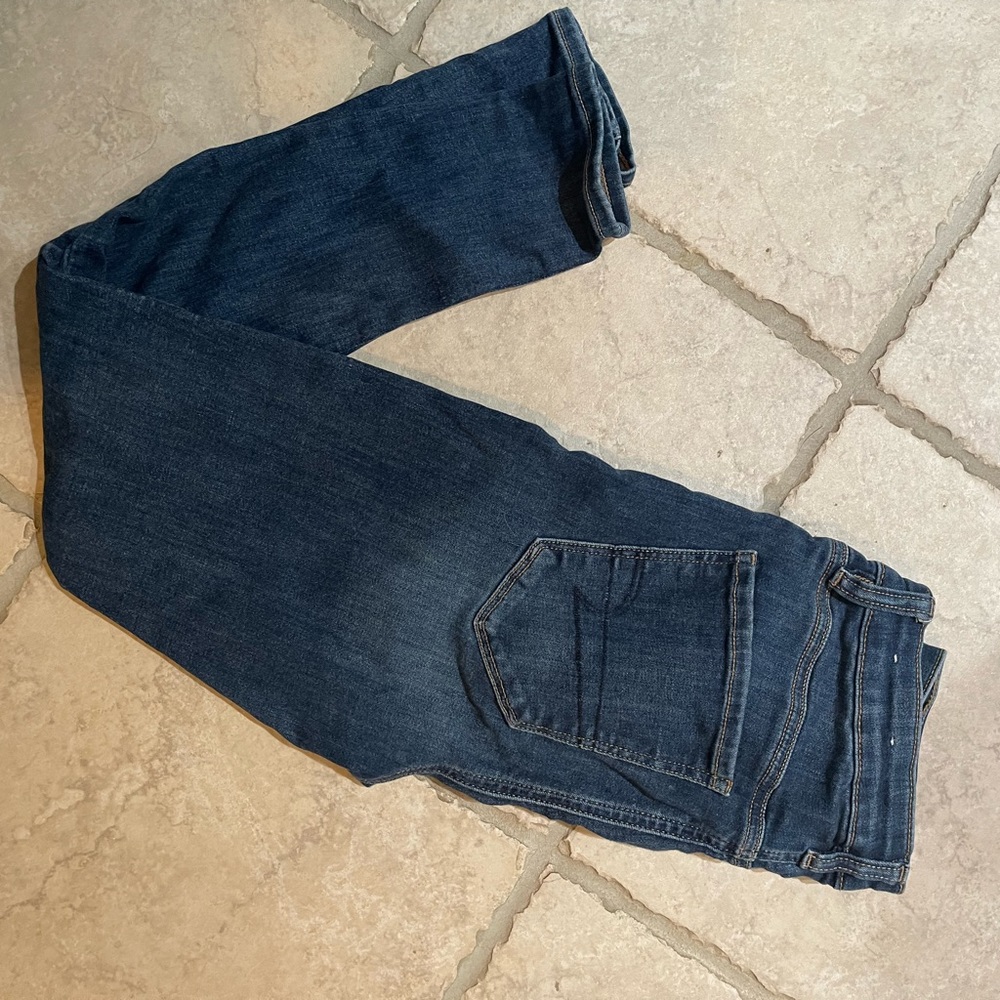 2 pairs of AE jeggings